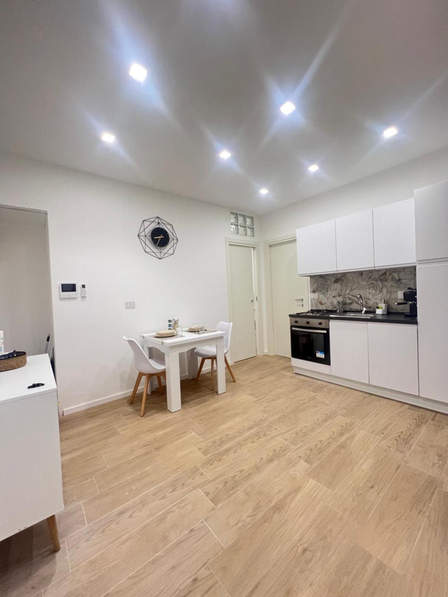 Perla Sul Mare Apartments Giardini Naxos Kültér fotó